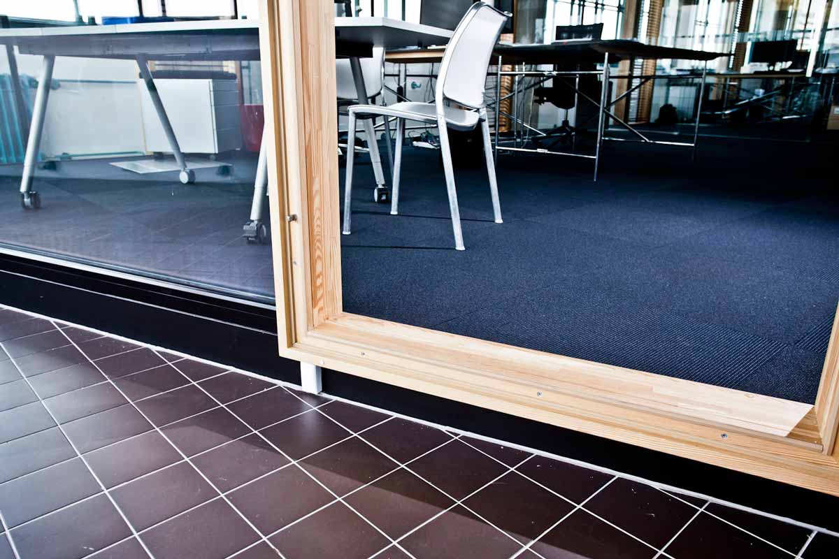 Tabakfabrik Linz | Referenzen für Teppichböden, Parkettböden, Hohlraum- & Systemböden, Estrich und Linoleum von Wiesinger